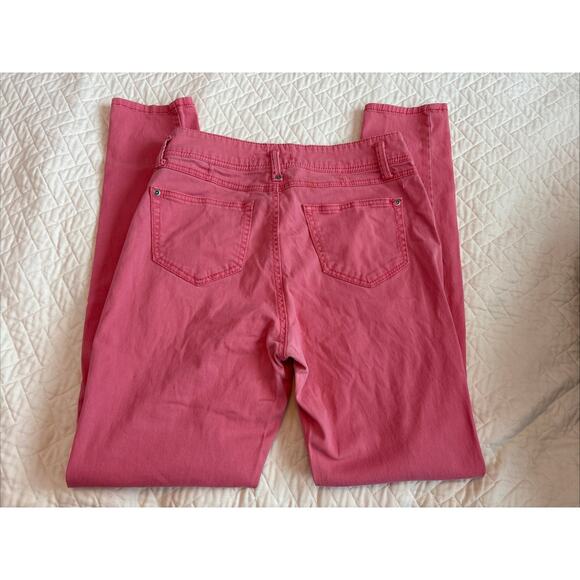 Junior Women's RUE 21 Jeans Rusty Pink Size 7/8 - Picture 2 of 9